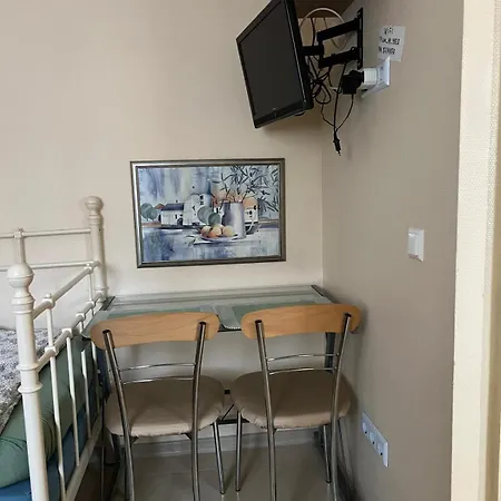 Small Pearl -tiny House *