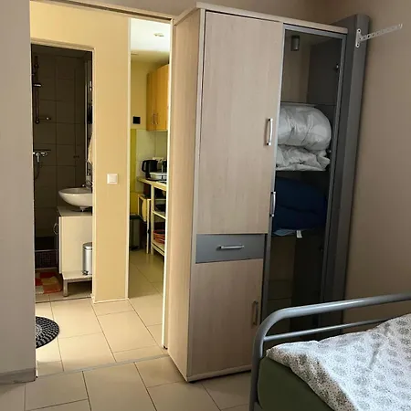 Small Pearl -tiny House *